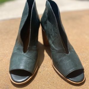 Lucky Brand women’s Joal pump shoe